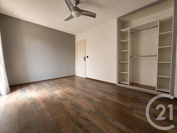 Appartement à vendre  5 pièces - 91 m 2   VALENCE  - 26