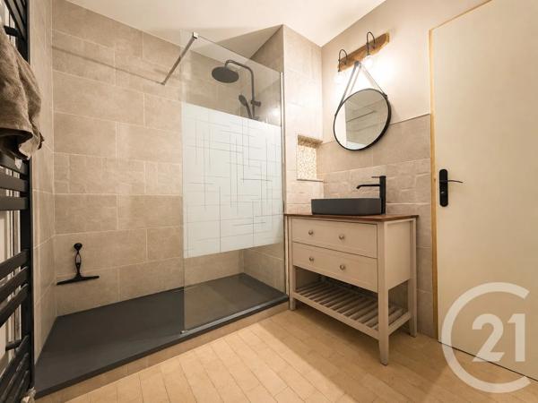 Appartement à vendre  5 pièces - 91 m 2   VALENCE  - 26