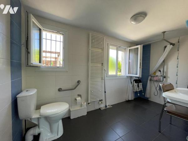 Maison d'habitation offrant environ 110 m² habitables sur un terrain de 1251 m².