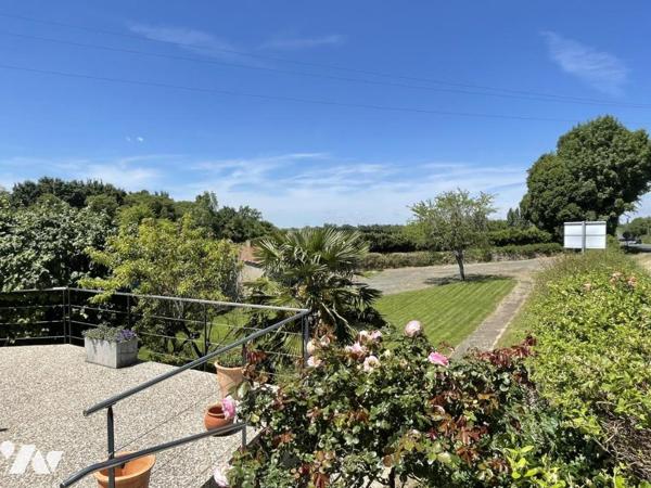 Maison d'habitation offrant environ 110 m² habitables sur un terrain de 1251 m².