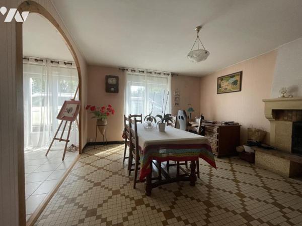 Maison d'habitation offrant environ 110 m² habitables sur un terrain de 1251 m².