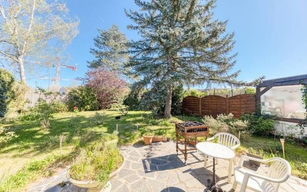 Maison à vendre    4 pièces • 87,50 m2 Ozoir-la-Ferrière