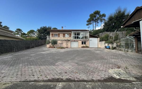 Maison à vendre    4 pièces •  Capbreton