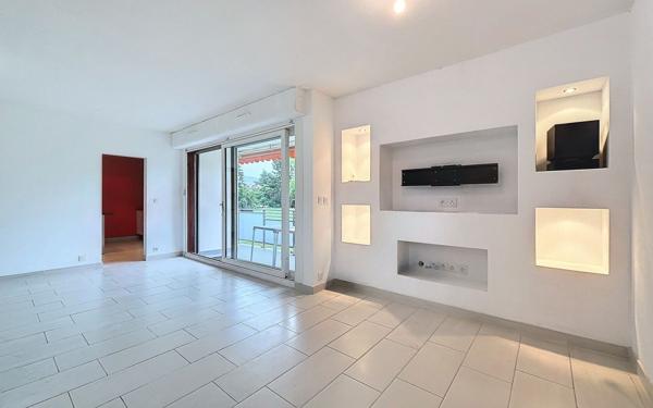 Appartement à vendre    6 pièces • 130,62 m2 Ambilly