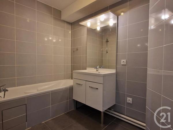 Appartement F3 à vendre  3 pièces - 67,91 m 2   GRENOBLE  - 38