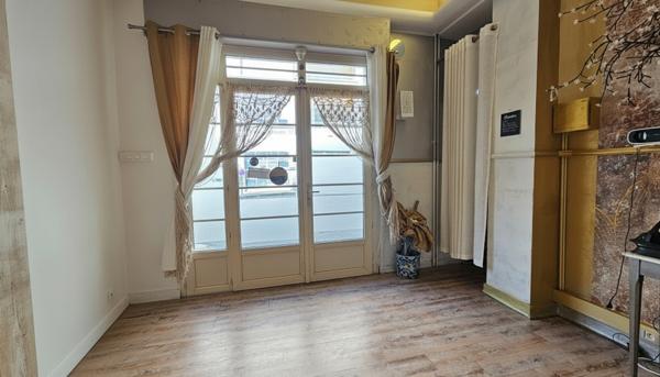 Appartement ou local professionnel AGEN 153.99 m2