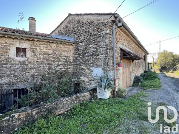 Maison 12 pièces de 230 m² à Saint-Sernin (07200)