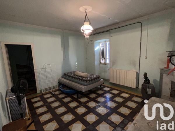 Maison 12 pièces de 230 m² à Saint-Sernin (07200)