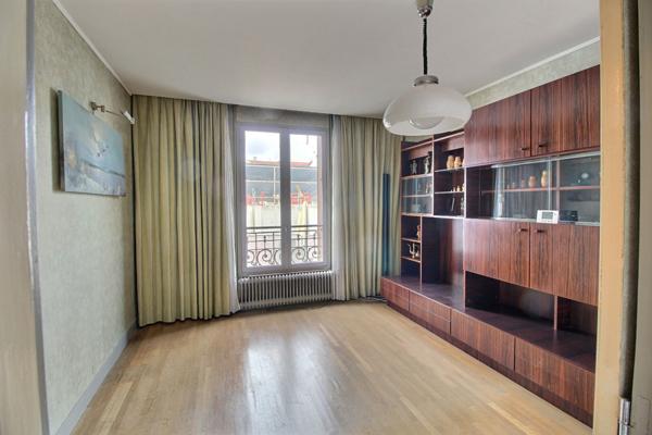 Maison Pre St Gervais 3 pieces  avec exterieur , sous sol total et garage ferne exterieur