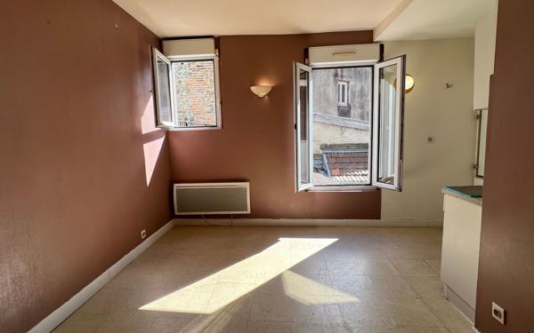 Appartement à vendre    2 pièces • 280 m2 Pau