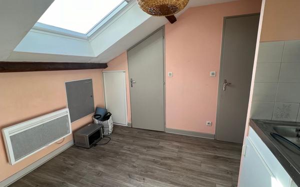 Appartement à vendre    2 pièces • 280 m2 Pau