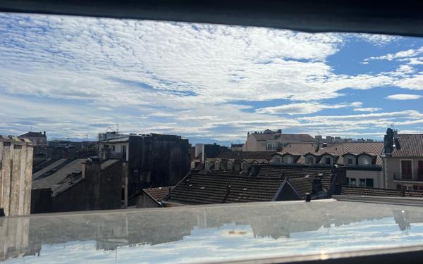 Appartement à vendre    2 pièces • 280 m2 Pau