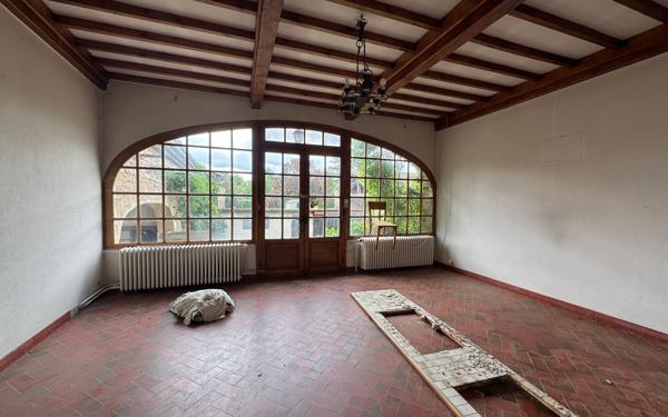 Maison à vendre    5 pièces •  Chabrillan