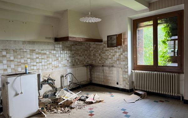 Maison à vendre    5 pièces •  Chabrillan