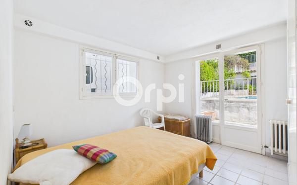 Maison à vendre    7 pièces • 199,39 m2 Mandelieu-la-Napoule