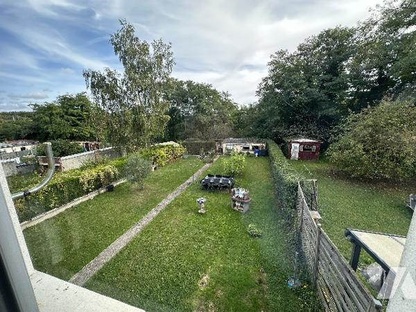 MAISON - 3 CHAMBRES - GARAGE - JARDIN