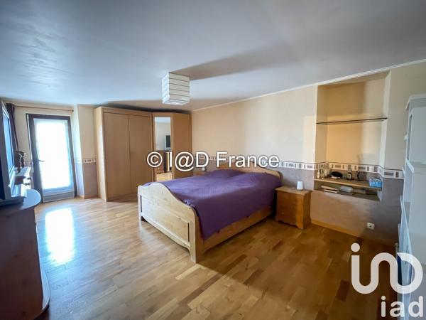 Maison 8 pièces de 165 m² à Leuville-sur-Orge (91310)