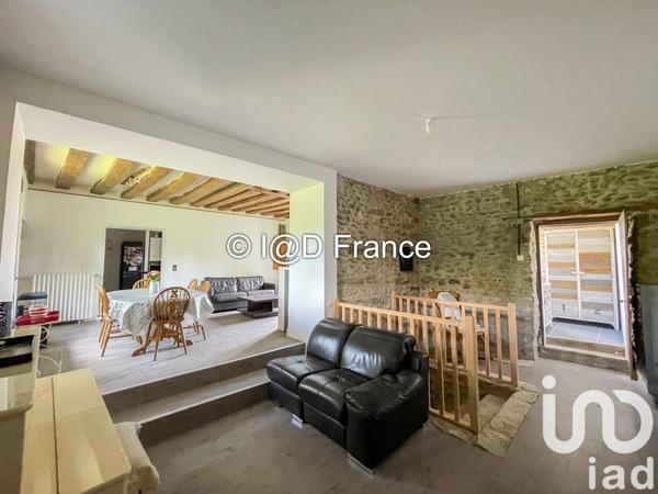 Maison 8 pièces de 165 m² à Leuville-sur-Orge (91310)