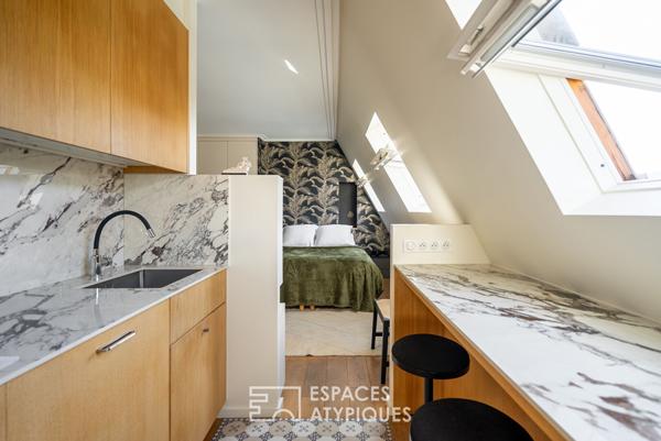 Studio rénové au dernier étage d’un immeuble avec ascenseur au coeur du Marais