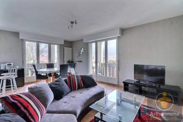 Location Appartement 3 pièces 70 m2 à Noisy-le-Grand