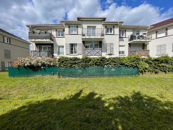 VENTE : appartement F2 (45 m²) à COMBS LA VILLE