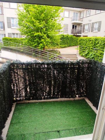 VENTE : appartement F2 (45 m²) à COMBS LA VILLE