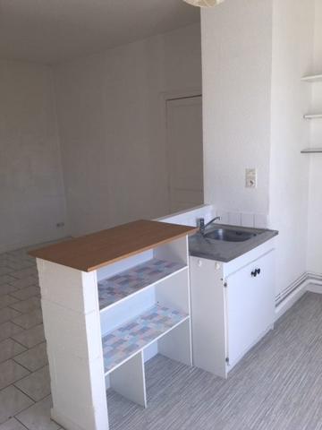 Appartement T3 centre-ville Laval