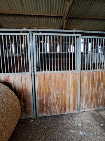 Propriete equestre de 60 m²