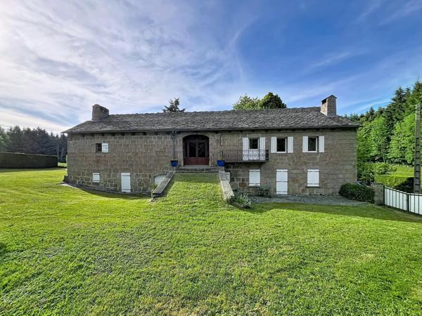 Rare à la vente - Ferme secteur SAINT-JEURES