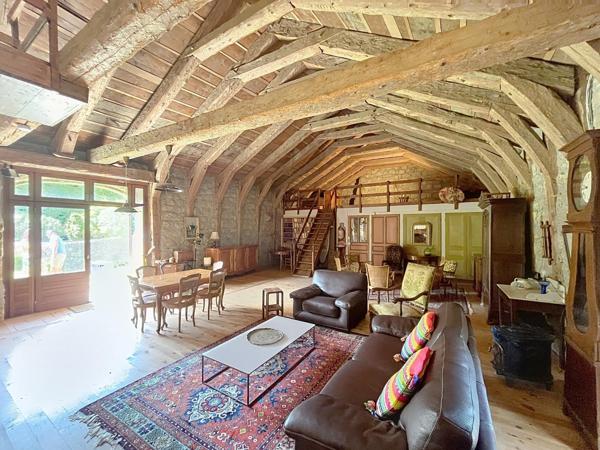 Rare à la vente - Ferme secteur SAINT-JEURES