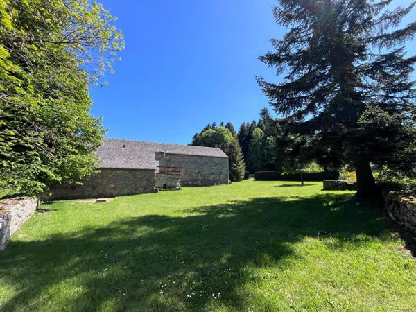Rare à la vente - Ferme secteur SAINT-JEURES