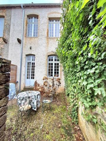 Maison 5 pièces Montigny les Vesoul 130 m2 à 129 000 euros