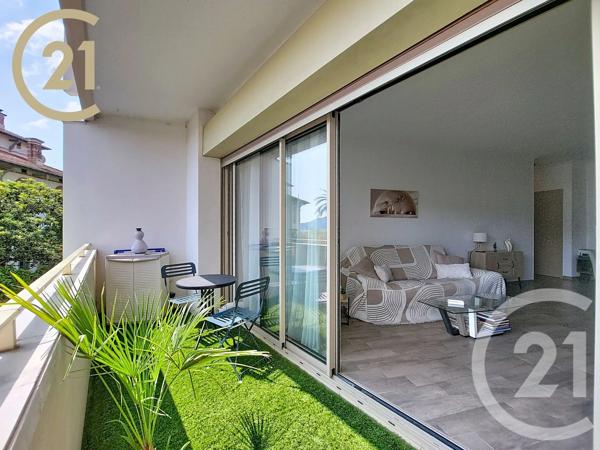 Appartement F2 à vendre  2 pièces - 58,08 m 2   CANNES  - 06