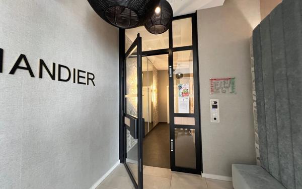 Appartement à vendre    3 pièces • 58,61 m2 La Varenne - Saint-Maur-des-Fossés