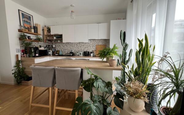 Appartement à vendre    3 pièces • 58,61 m2 La Varenne - Saint-Maur-des-Fossés