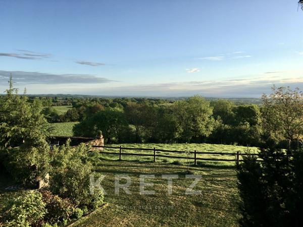 Maison de vigneron du XVIIe, avec une vue panoramique sur la vallée de la Loire