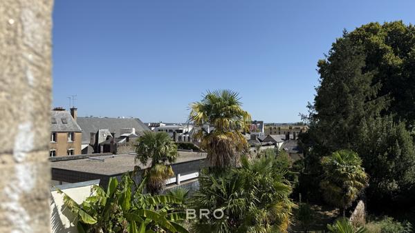 LE SHOWROOM – APPARTEMENT DE CHARME AU CŒUR DE VANNES