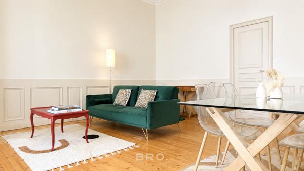 LE SHOWROOM – APPARTEMENT DE CHARME AU CŒUR DE VANNES
