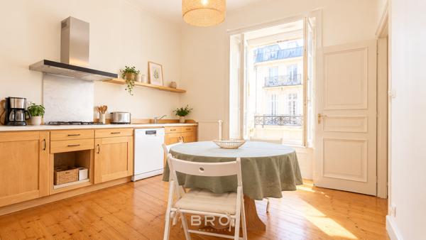 LE SHOWROOM – APPARTEMENT DE CHARME AU CŒUR DE VANNES