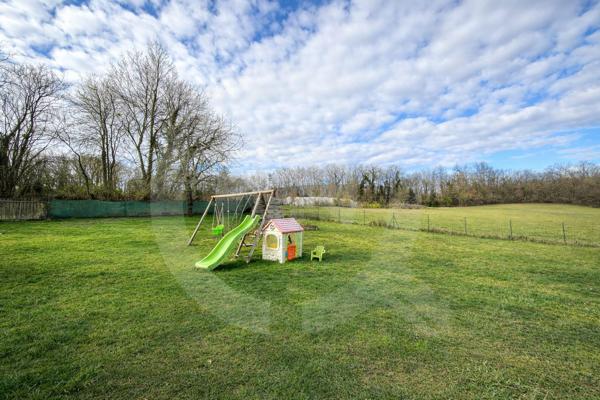 Corps de ferme rénové 275 m² ARTHAZ PND -  6 chambres