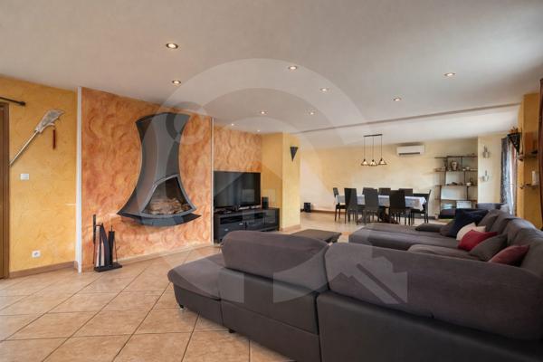 Corps de ferme rénové 275 m² ARTHAZ PND -  6 chambres