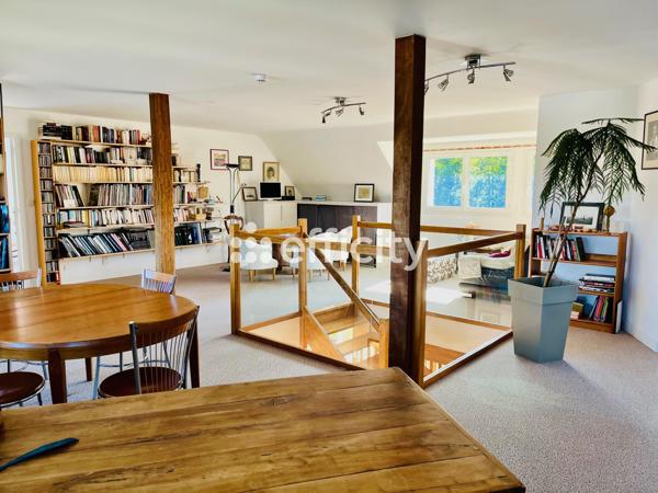 Maison 6 pièces - 215 m²