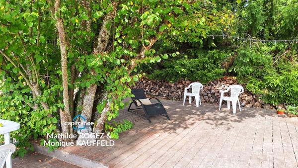 CUNLHAT – BELLE MAISON EN PIERRES RÉNOVÉE – JARDIN 500 M² – GRANGE