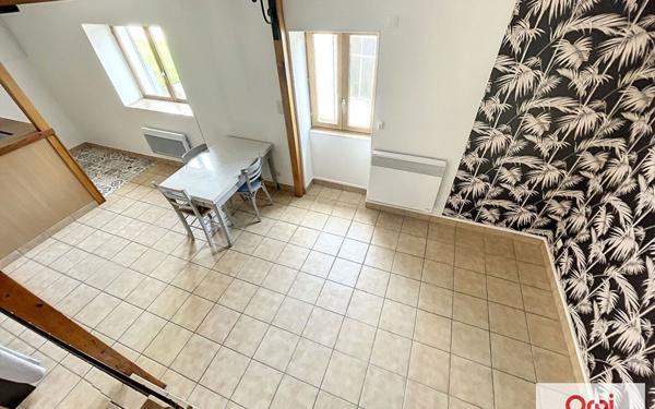 Appartement à louer    2 pièces • 48 m2 Montmarault