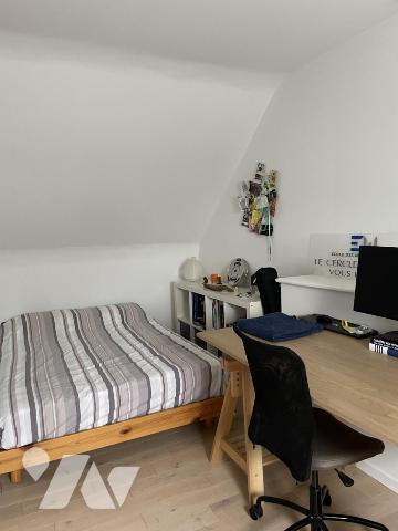 A VENDRE BERRIC-LONGERE EN PIERRES avec DEPENDANCE et piscine-6000 m2 de terrain paysagé