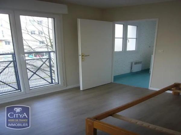 Appartement à louer 2 pièces 37.15m² Lille (59800)