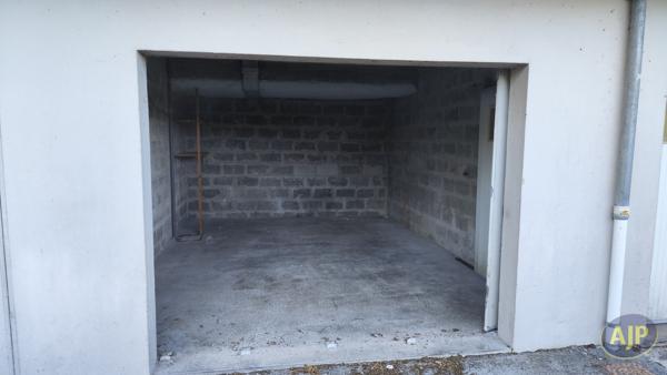 Appartement à vendre Saintes - 3 pièces, 74m² avec 2 chambre(s) à 133 200€ - AJP Immobilier Saintes
