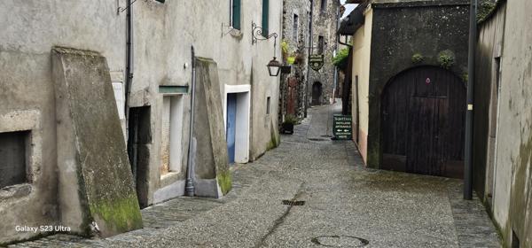 Corps (38970) Grandes combles à aménager de 160 m² à Corps (Isère) avec option appt T5