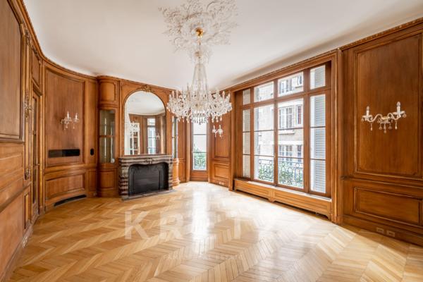 Magnifique appartement de réception en plein coeur du 8 eme