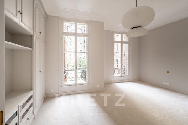 Magnifique appartement de réception en plein coeur du 8 eme